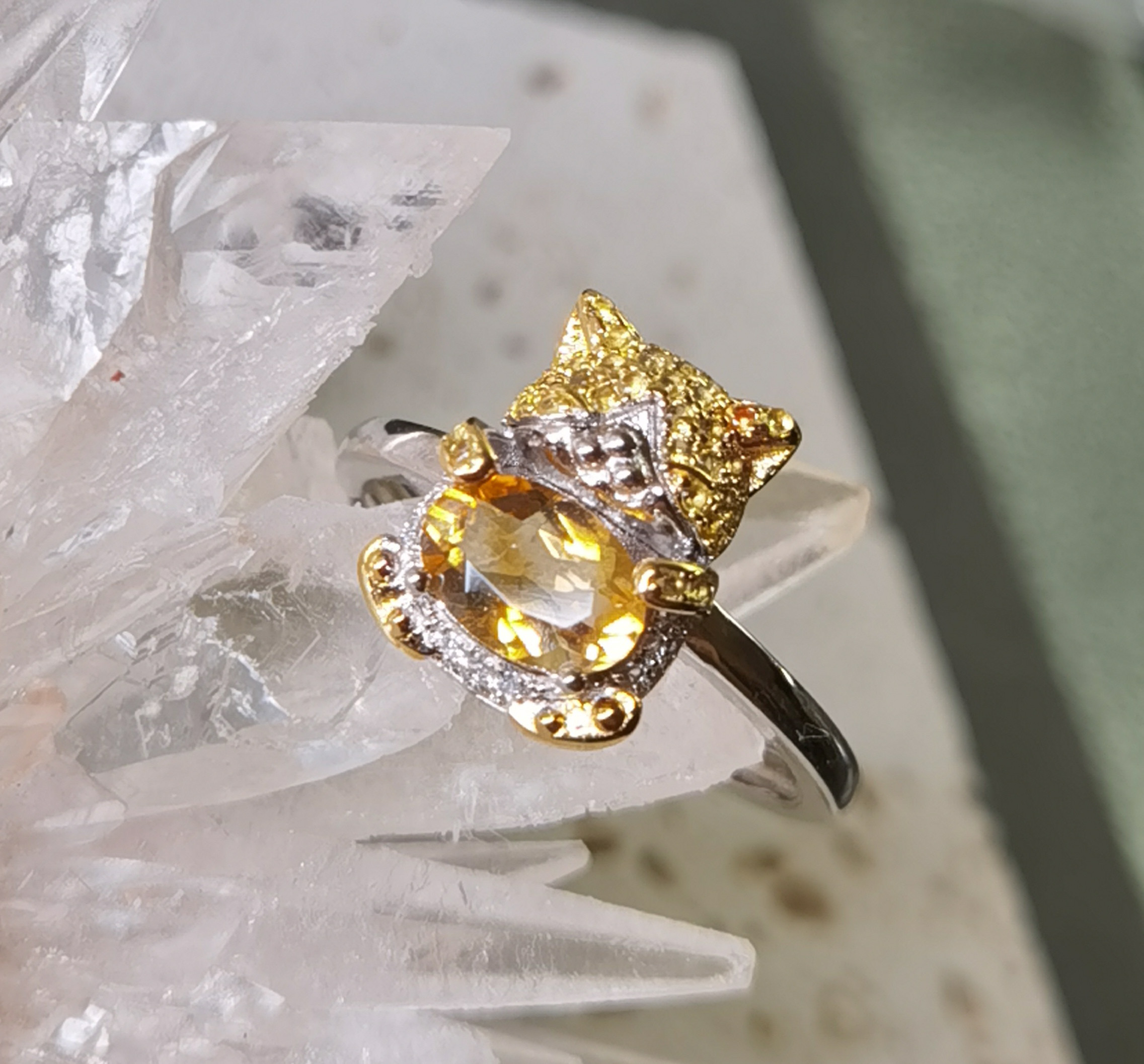 金「運」を守る我が家の猫☆天然シトリン 銀925リング 指輪