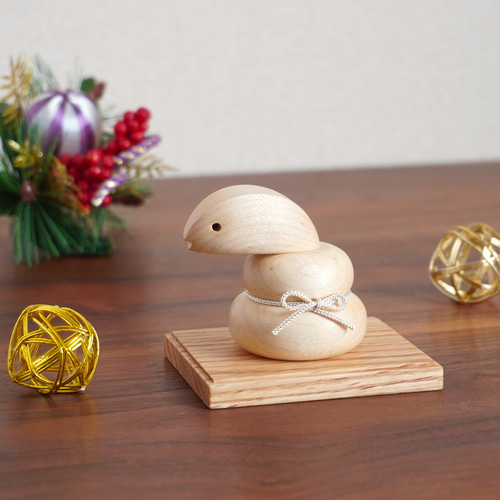 干支の置物 2025『巳』（飾り台つき） その他置物 木工房 福ひで 通販