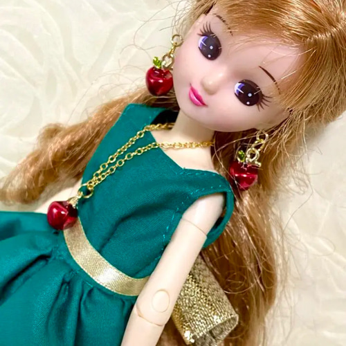 リカちゃん立体りんごピアス その他人形 kiki202402【土日雨天