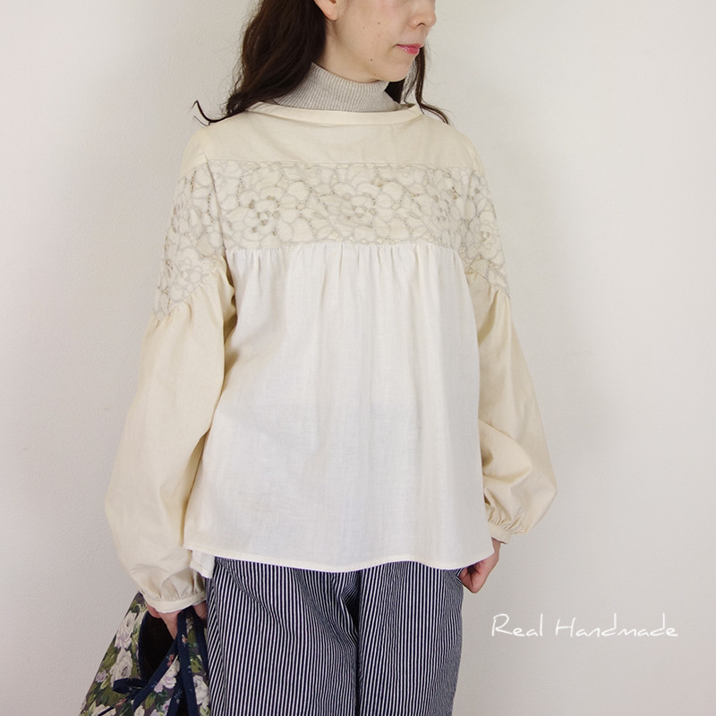 [予約販売] エクリュフラワーレースとWガーゼ切替プルオーバー