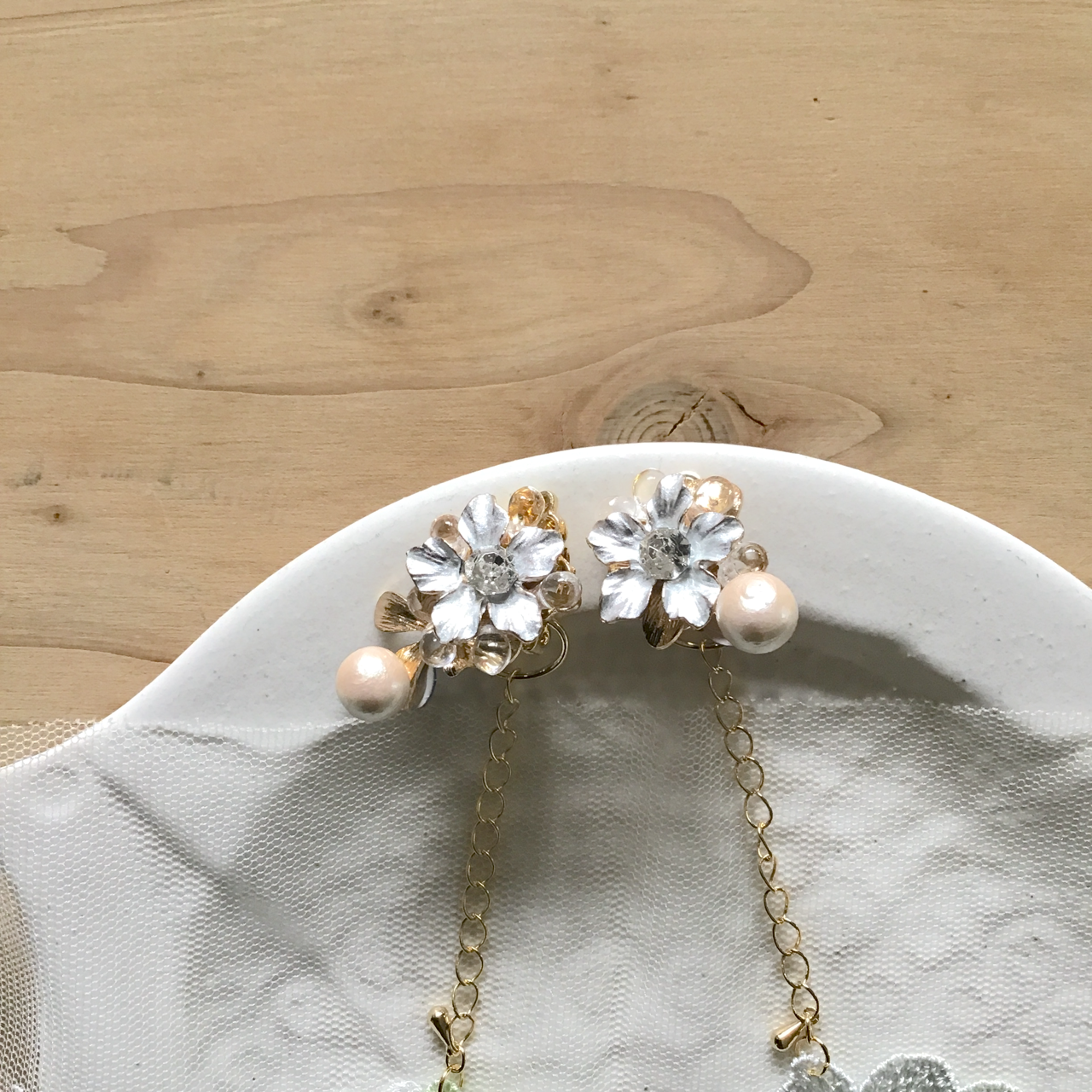 【2wayイヤリング】手染めレース　お花　パール　結婚式　成人式　和装　ウエディング　ブライダル　結婚式545