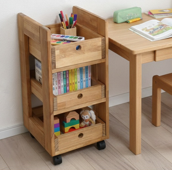 リビング学習に便利なお片付けワゴン