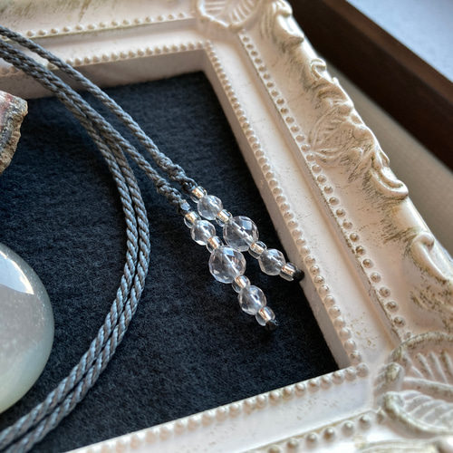 ムーンストーン（ライトグレーカラー） 天然石マクラメ編み