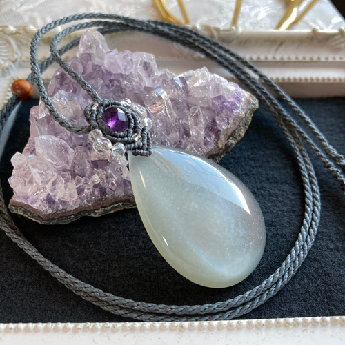 天然石 マクラメ編みネックレス 天然石】 【ハンドメイド】蒼い小宇宙☆ラブラドライト マクラメ編み