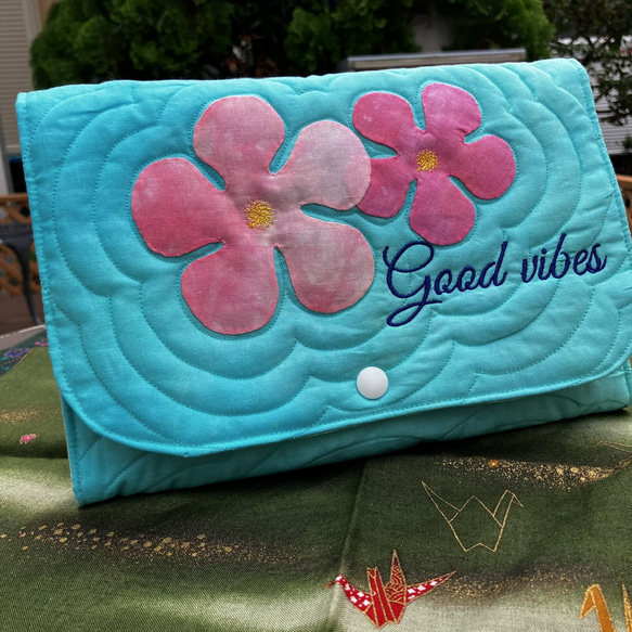 ピンクのプルメリアの手帳ケース　受注製作 9枚目の画像