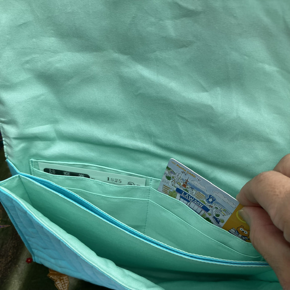 ピンクのプルメリアの手帳ケース　受注製作 7枚目の画像