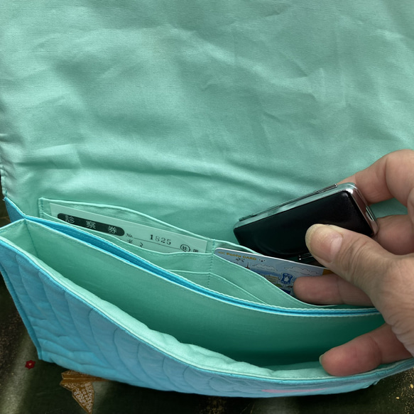 ピンクのプルメリアの手帳ケース　受注製作 8枚目の画像