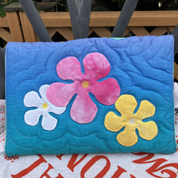 ピンクのプルメリアの手帳ケース　受注製作 13枚目の画像