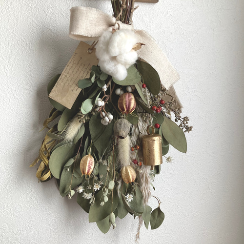 週末お値下げ☘️ユーカリポポラスベリー★ドライフラワースワッグ☘️32am ユーカリポポラス＊スワッグ＊ドライフラワースワッグ❀ブーケ