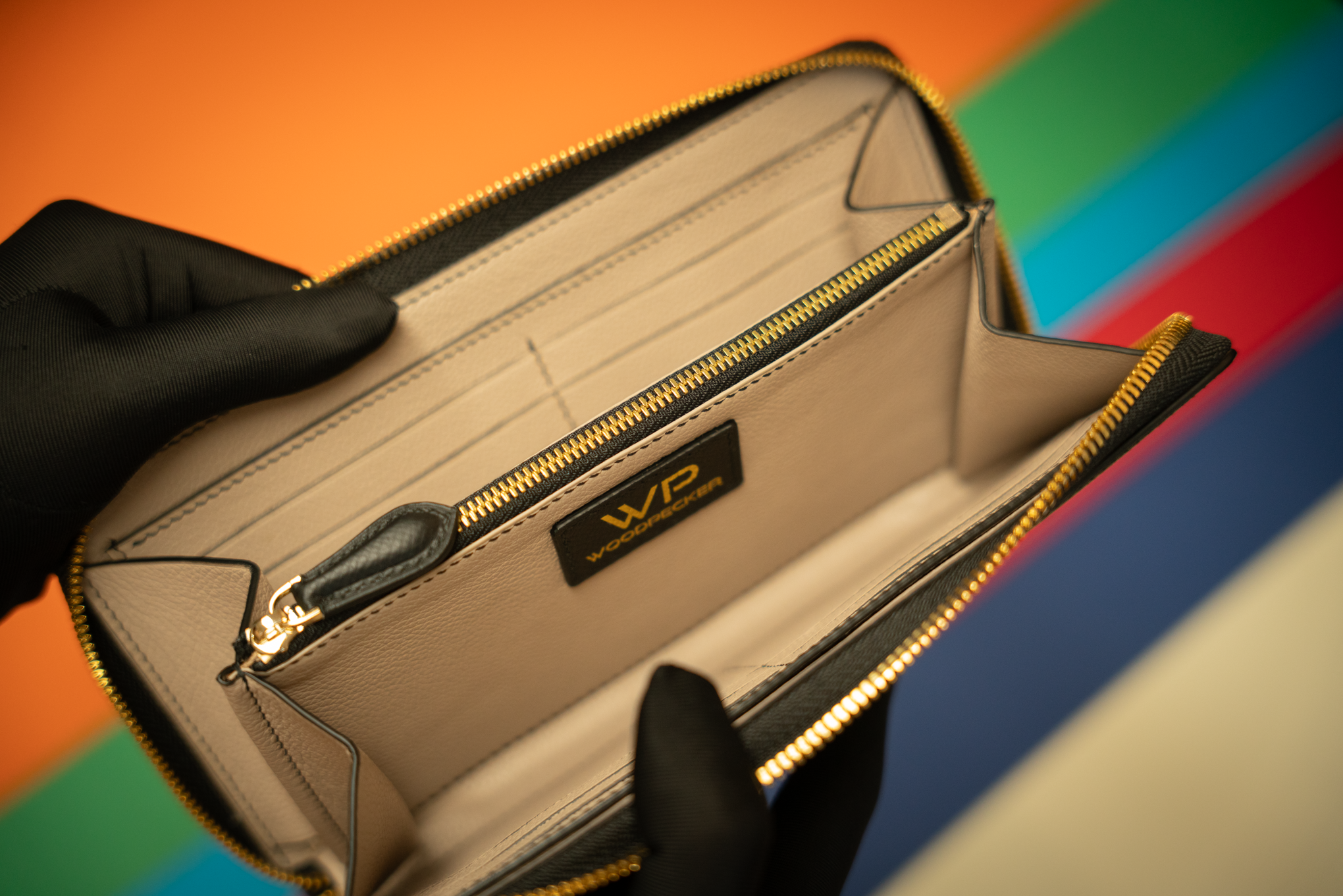 ファスナー付き長財布 - MIRA