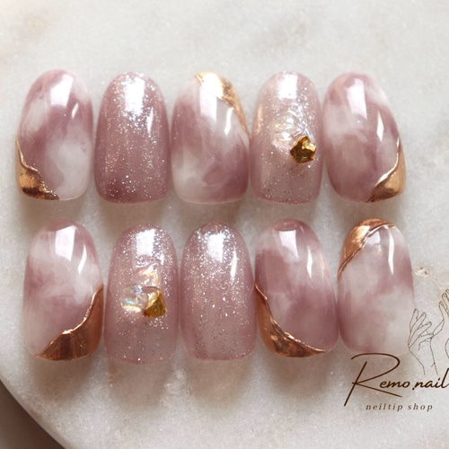 くすみピンク 大人ニュアンスネイルチップ ネイルチップ｜くすみピンクブラウンの大人可愛いニュアンスネイル