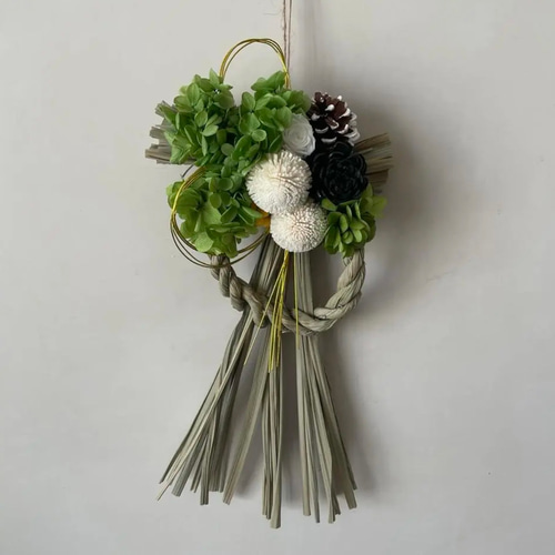 しめ縄 しめ飾り プリザーブドバラ入りしめ縄 正月飾り お飾り