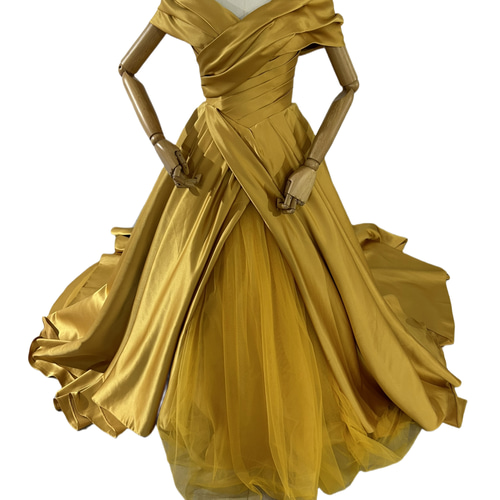 高品質！ウェディングドレス イエロー オフショルダー チュール  