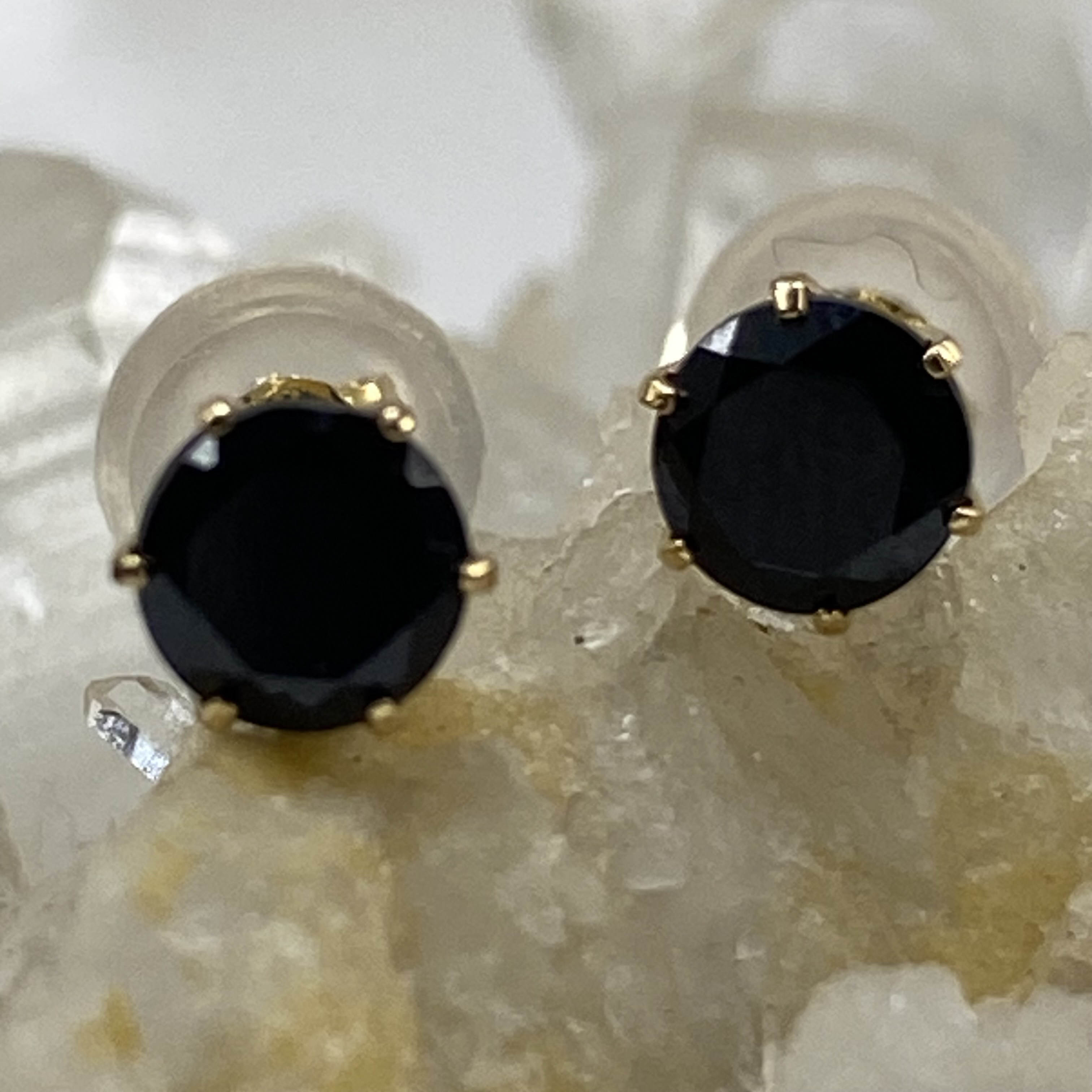 k18YG AU750 18金 天然ブラックダイヤモンド 0.7ct  イエローゴールドピアス