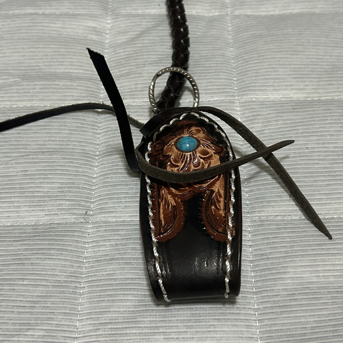 バイカーズウォレット ターコイズアクセント付レザーキーリング