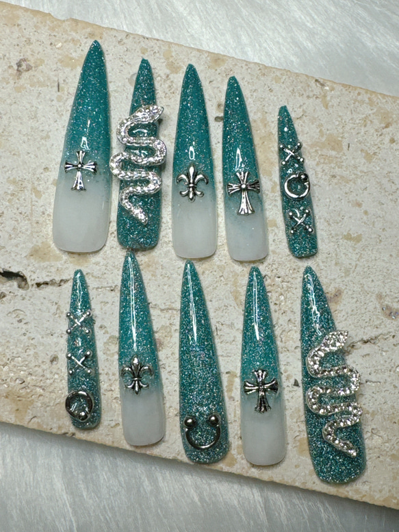 スーパーロングネイル ギャル フラッシュネイル ゴテゴテネイル ネイル