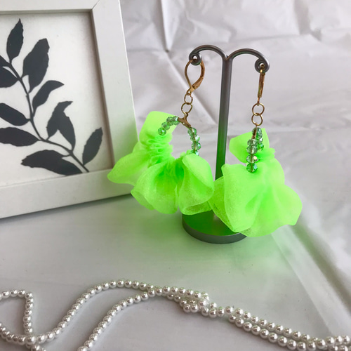 EA-11 Ballroom 蛍光カラー オーガンジー フリル ピアスor