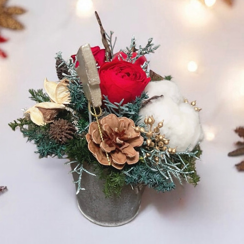 ブリキ缶のアレンジ 赤バラクリスマス クリスマスアレンジ クリスマス