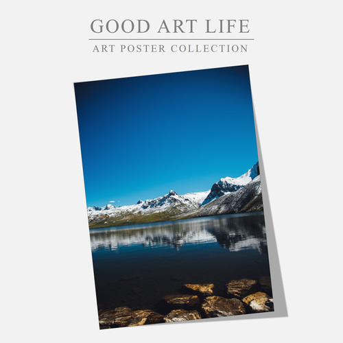 フレーム付き】自然豊かな山脈と湖の景色 / アートフォトポスター / A4