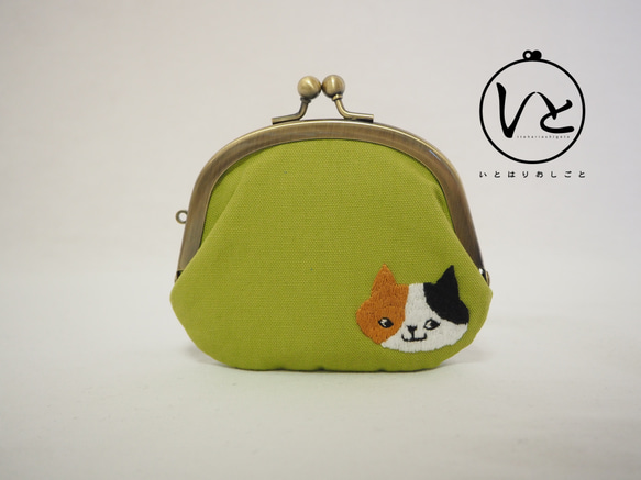 手刺繍ねこのぺたんこがまぐちコインケース≪c-5≫ 1枚目の画像