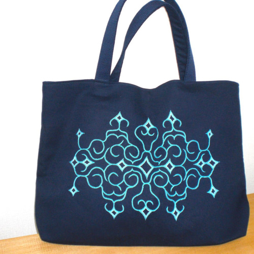 極美品⭐︎希少 imayin イマイエン 総刺繍 リネン 絹 シルク トートバッグ 金の糸インド刺繍リボンと雫レースのトートバッグ【Sサイズ