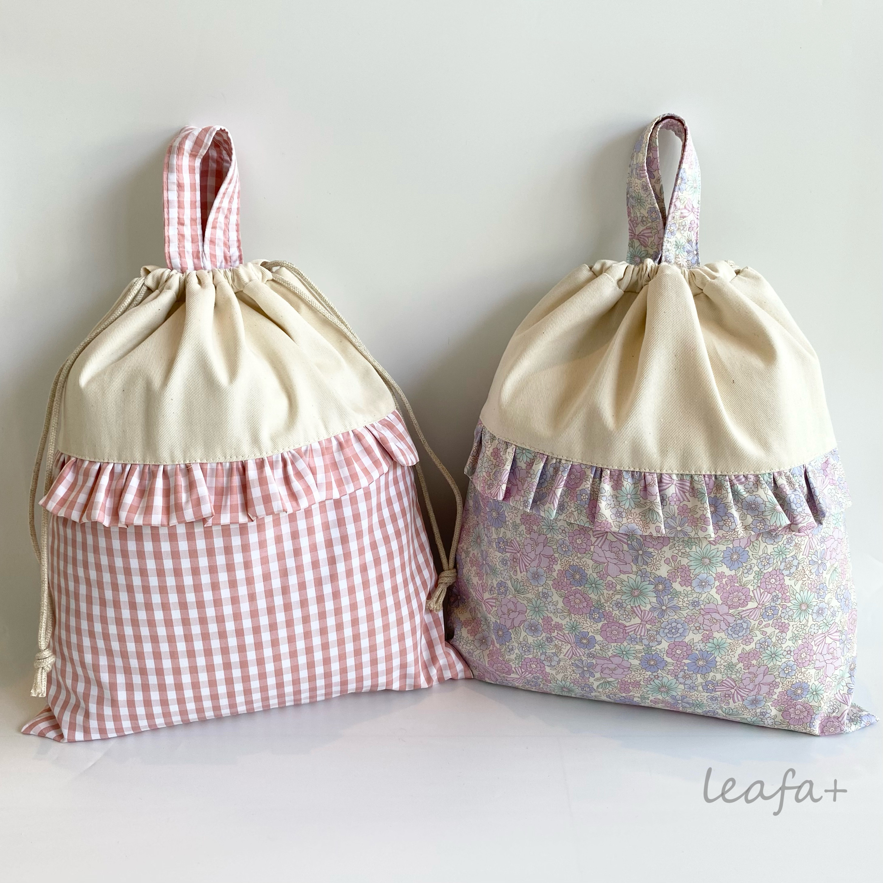 専用ページ【名入れ刺繍可】レッスンバッグ 着替え袋 ナフキン 巾着