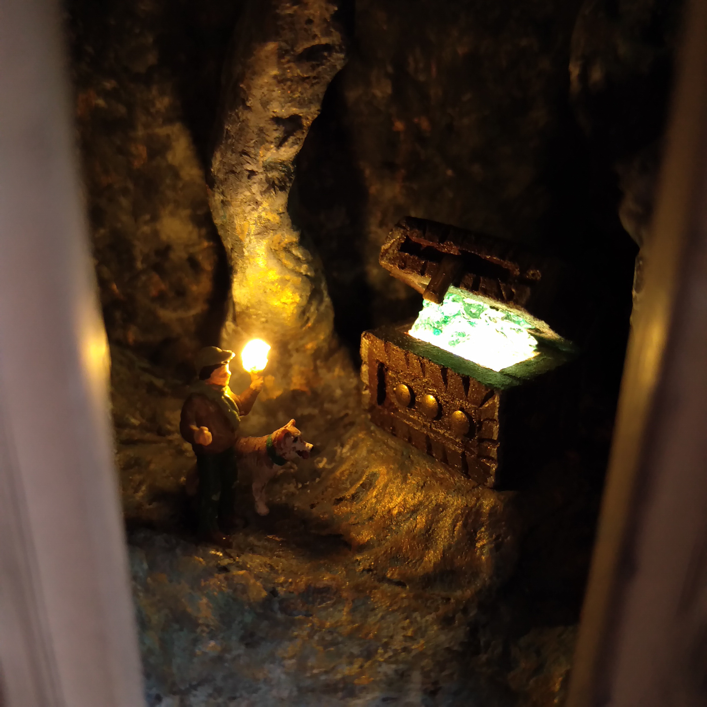 洞窟ホラー系ジオラマ IHNS TOYS 1/6 THE CAVE ほら穴 洞窟 ジオラマ *お取り寄せ - 1