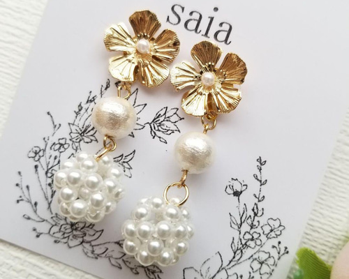 ゴールドのお花とパールの揺れるピアス イヤリング p24538