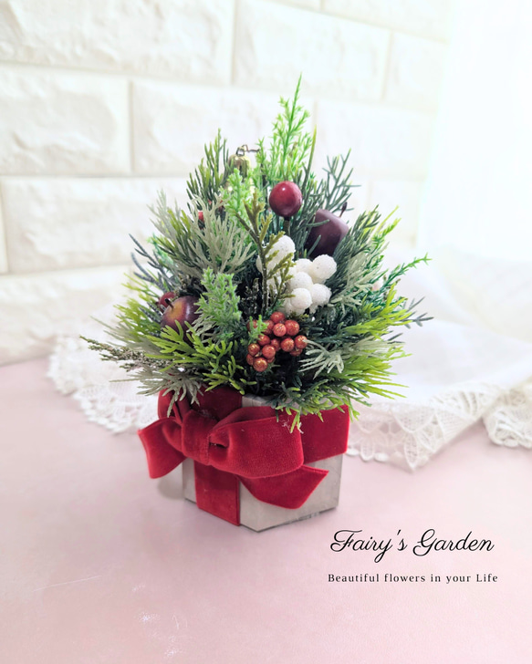 超早割クリスマス2025】毎年飾れる赤いリボンの卓上クリスマスツリー