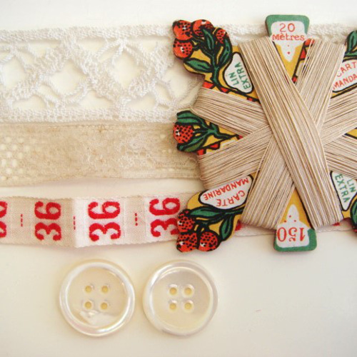 フランスアンティーク ソーイングセット 紙箱 レース 糸巻き レース ボタン 楽天市場】【福袋になっています♪】【超！お得！おまかせ3種類セット