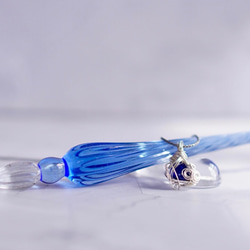 オーラソーマのボトルをネックレスに… ネックレス・ペンダント 貴石の