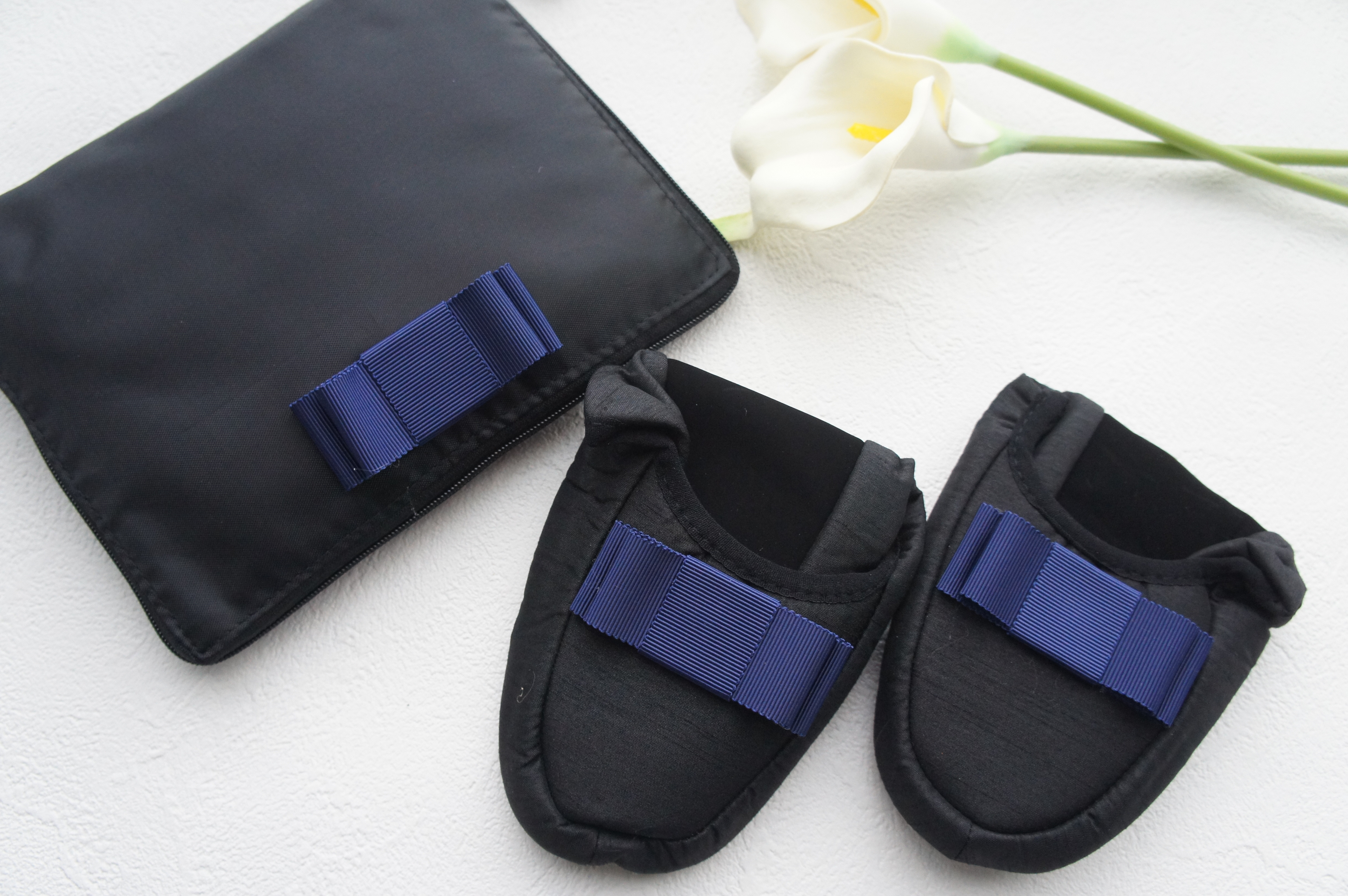 折りたたみスリッパ　携帯スリッパ　ネイビー　ルームシューズ　収納ケース　学校行事　旅行