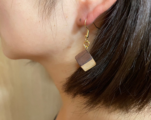 18b44080ff825840c3075933255b83