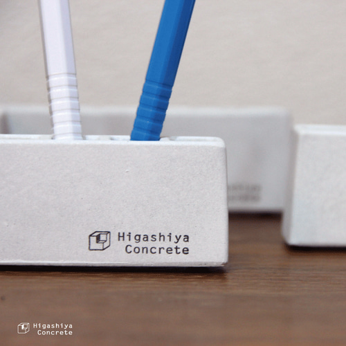 サイコなペン立て imgrc0105173153.jpg