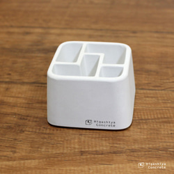 【倒れない】ペン立て (キューブ) - コンクリート/モルタル/セメント 5枚目の画像