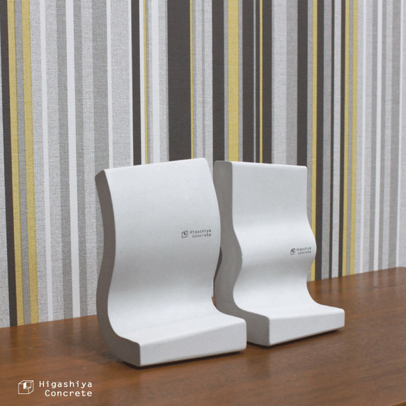 ブックエンド左右セット (クルント)  - コンクリート/モルタル/セメント 4枚目の画像