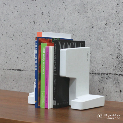 最終処分・68％OFF】ブックエンド左右セット (カクント