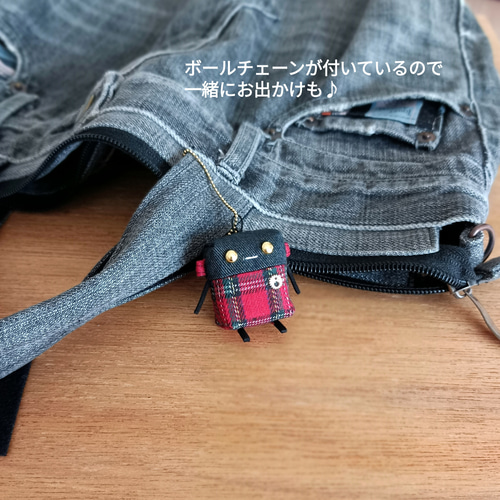 ロボchi13号デニム×赤チェック マスコット┃ ロボット ぬいぐるみ