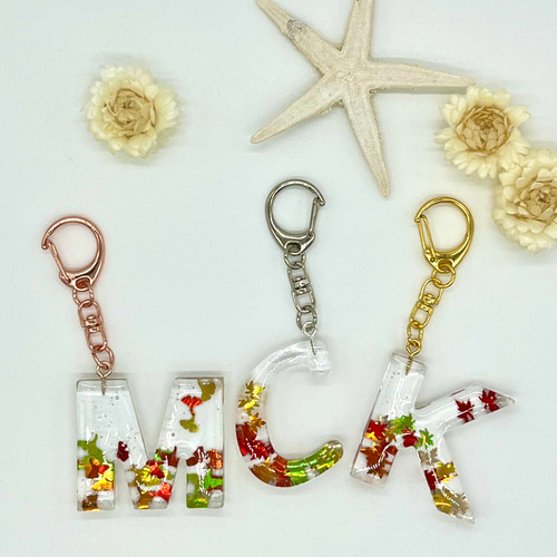 みんみん♡様 20点 イニシャルキーホルダー みんみん♡様 20点 イニシャルキーホルダー みんみん♡様 20点