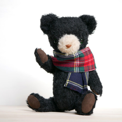 受注制作】マフラーを巻いたテディベア ダークブラウン ぬいぐるみ