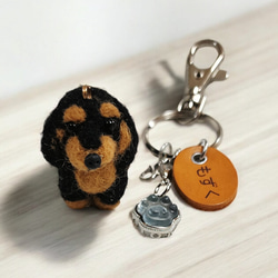 羊毛フェルト、天然石フローライト肉球チャームオーダー