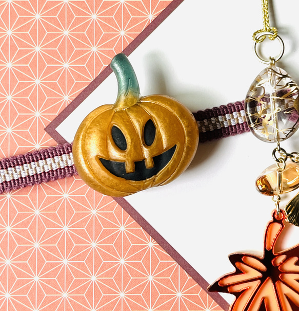 ジャックオーランタン　かぼちゃの帯留め　秋　紅葉の季節　ハロウィン　ブローチに変更可能 1枚目の画像