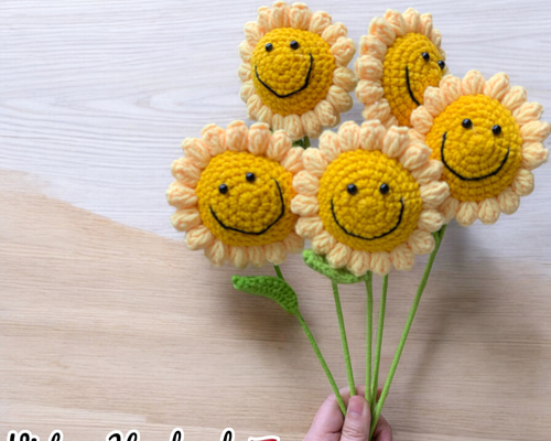 VietnamHandmade あみぐるみ ひまわり 4本セット あみぐるみ