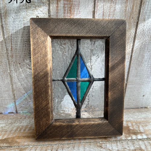 ステンドグラス(ハンドメイド)4点おまとめ グリーンの葉のスタンドパネル㉜など ステンドグラスパネル 葉 | iichi 日々の暮らしを心地よくする