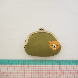 手刺繍くまのぺたんこがまぐちコインケース≪b-1≫ 2枚目の画像