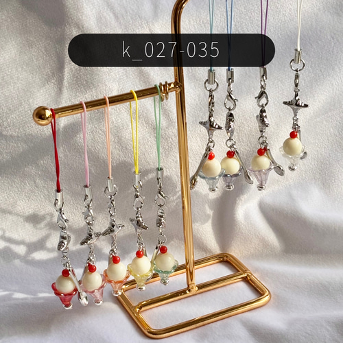 k_027-035 推し色クリームソーダストラップ ハンドメイド ビーズ  