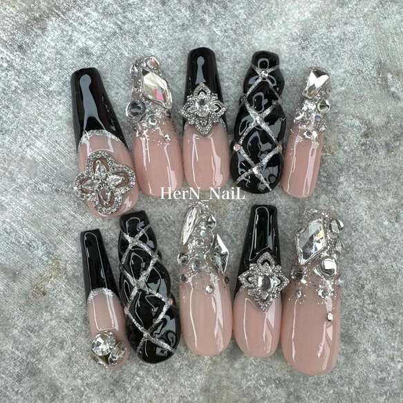 【No.035】ネイルチップ♡黒ネイル♡リボンネイル♡キルティングネイル ネイルチップ リボンネイル キルティングネイル ネイルチップ