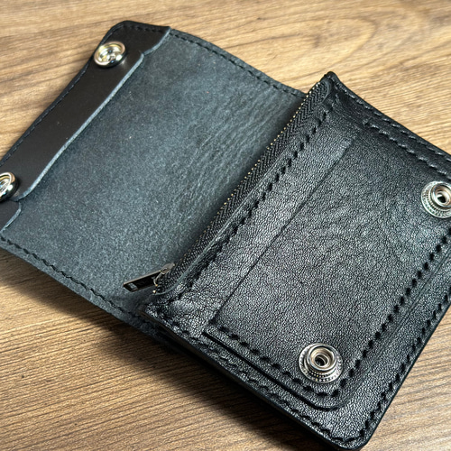 イタリア レザー ミドル トラッカーウォレット シボ 財布 コンパクト 黒 イタリア レザー ミドル トラッカーウォレット シボ 財布 コンパクト