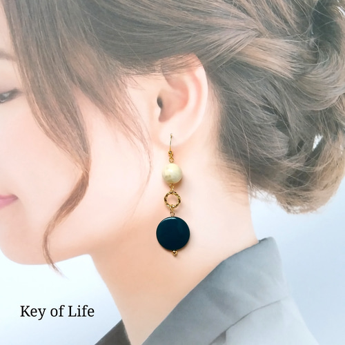 Key of Life▷【ピーコックグリーン】金属アレルギー対応 大ぶりレトロ