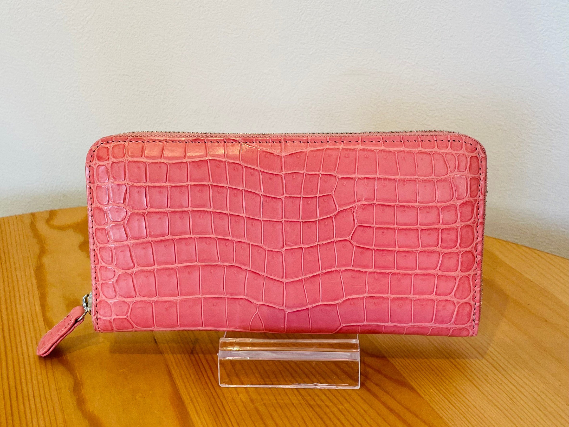 日本の職人が作った　スモールクロコダイル（ポロサス）　ラウンドファスナーウォレット　バンドピンク　送料無料